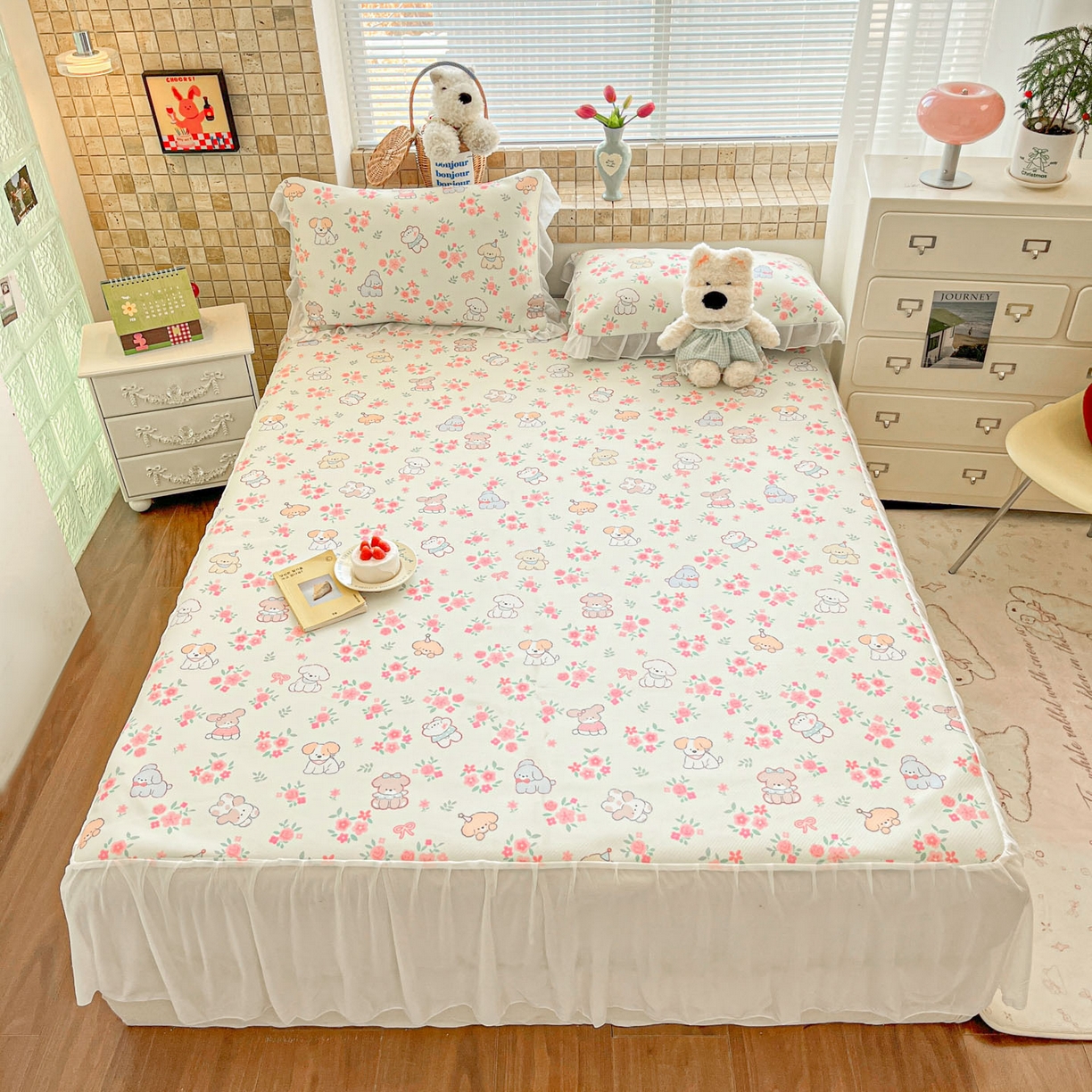 91家纺网 家纺一手货源 找家纺 川悦生活 2026新款雪纺冰丝床裙凉席三件套 床裙花都小狗