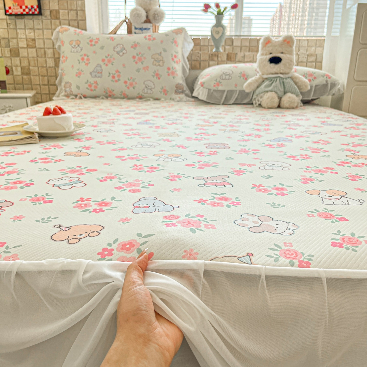 91家纺网 家纺一手货源 找家纺 川悦生活 2026新款雪纺冰丝床裙凉席三件套 床裙花都小狗