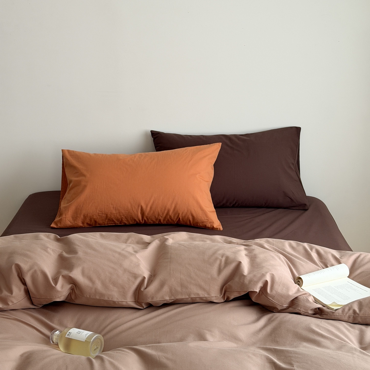 91家纺网 家纺一手货源 找家纺 蜜宿 2026新款纯色混搭全棉纯棉40s水洗棉四件套 脏脏茶棕（枕套混搭）