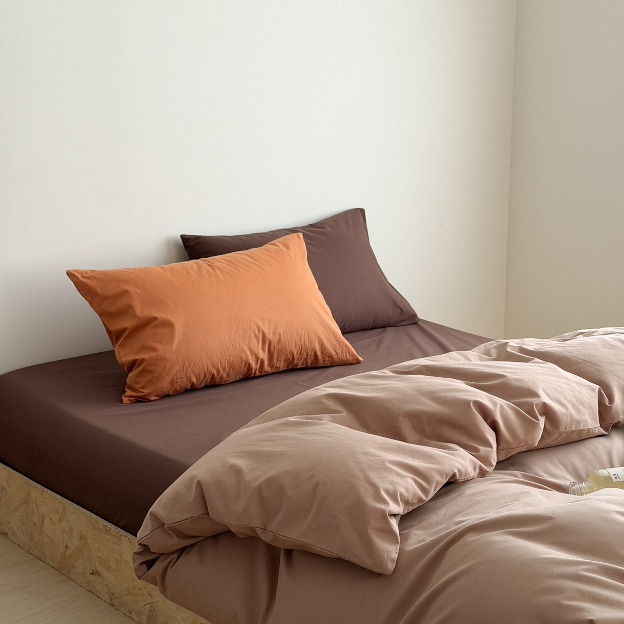 91家纺网 家纺一手货源 找家纺 蜜宿 2026新款纯色混搭全棉纯棉40s水洗棉四件套 脏脏茶棕（枕套混搭）