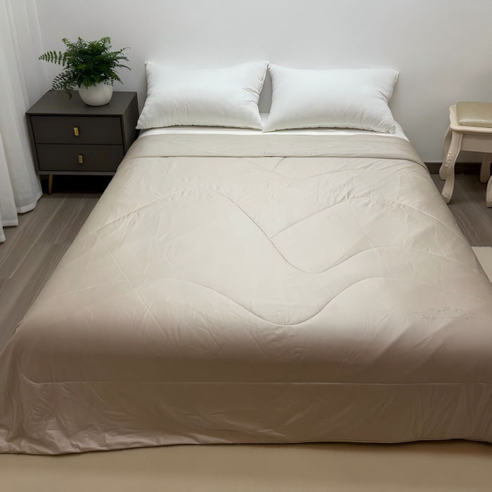 91家纺网 家纺一手货源 找家纺 申龙家纺  2026新款亮丝冰雕丝绸凉感丝夏凉被 时尚金