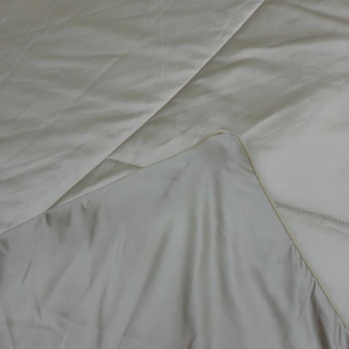 91家纺网 家纺一手货源 找家纺 申龙家纺  2026新款亮丝冰雕丝绸凉感丝夏凉被 时尚金