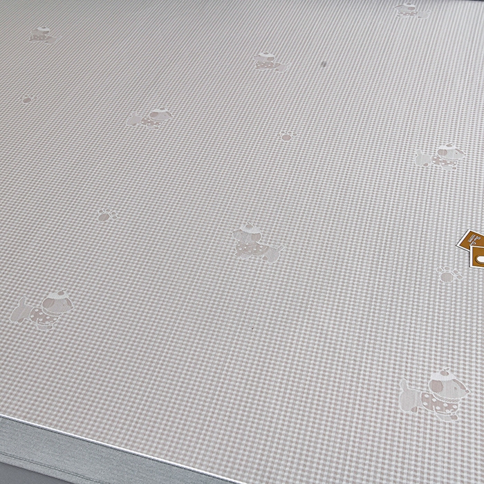 91家纺网 家纺一手货源 找家纺 小牛席业 2026新款【实拍风格】双PE高凉感-腊肠狗格纹提花冰丝席（床笠款）凉席竹席藤席冰藤席乳胶席豆豆席 香槟