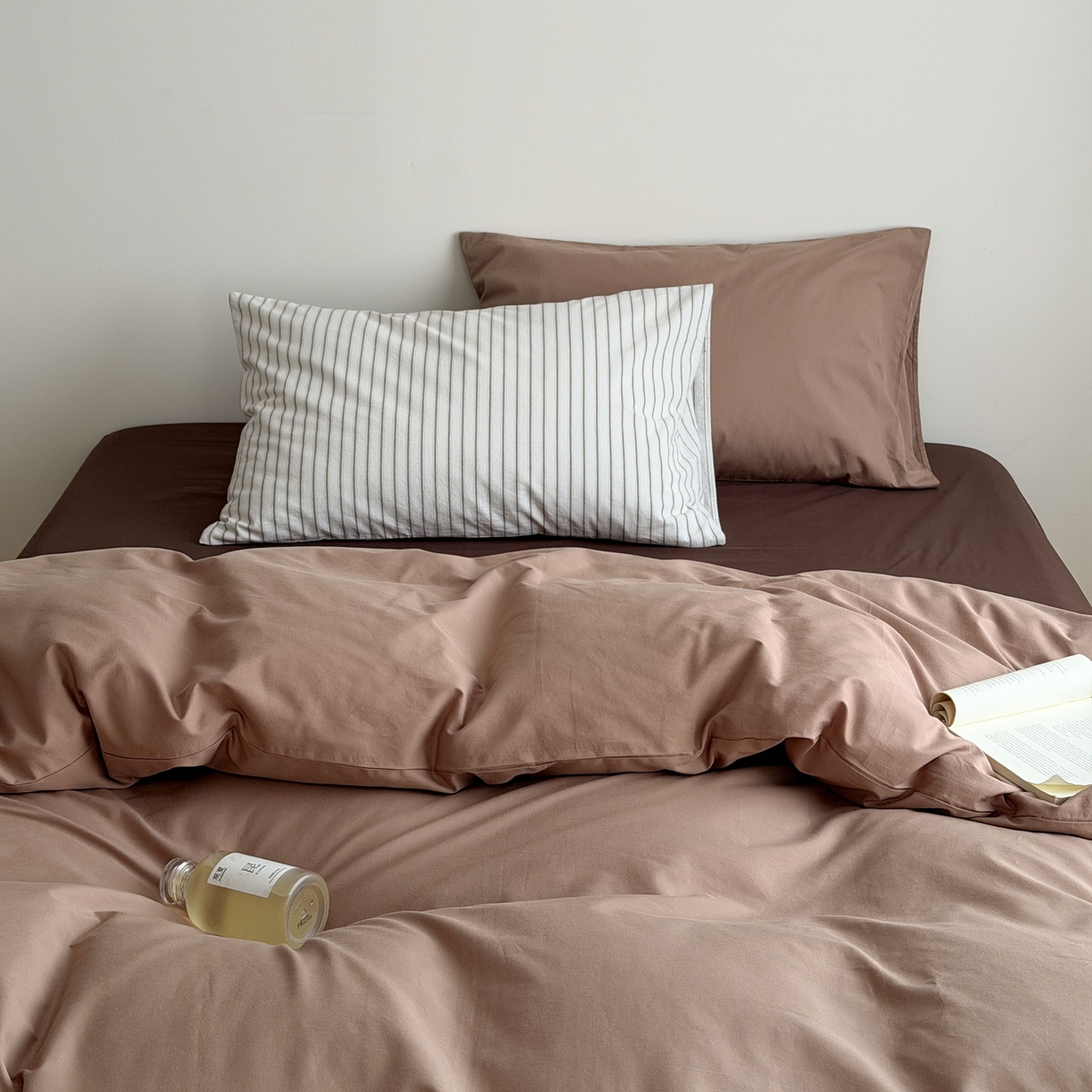 蜜宿 2026新款纯色混搭全棉纯棉40s水洗棉四件套 脏脏茶棕（枕套黑黄竖条+摩卡）