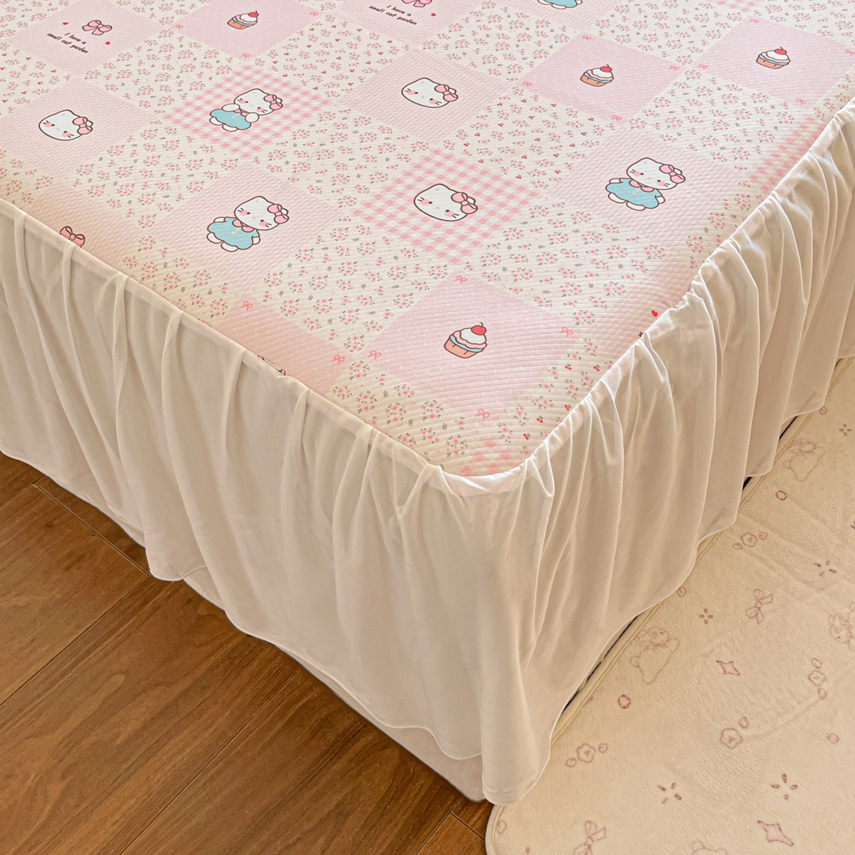 91家纺网 家纺一手货源 找家纺 川悦生活 2026新款雪纺冰丝床裙凉席三件套 床裙奶油糕糕喵