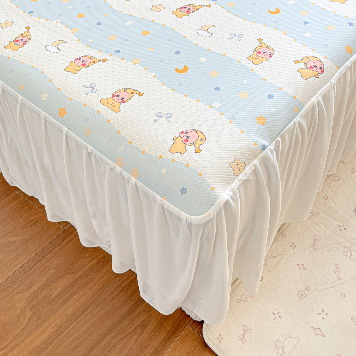 91家纺网 家纺一手货源 找家纺 川悦生活 2026新款雪纺冰丝床裙凉席三件套 床裙数星星