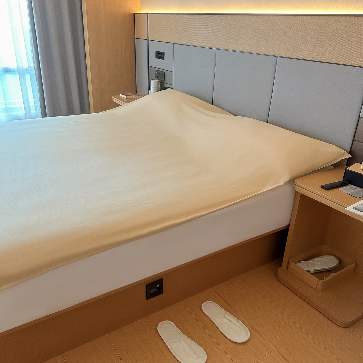 91家纺网 家纺一手货源 找家纺 柒星睡袋 2026新款分体式隔脏套件纯色系列 分体式 驼黄