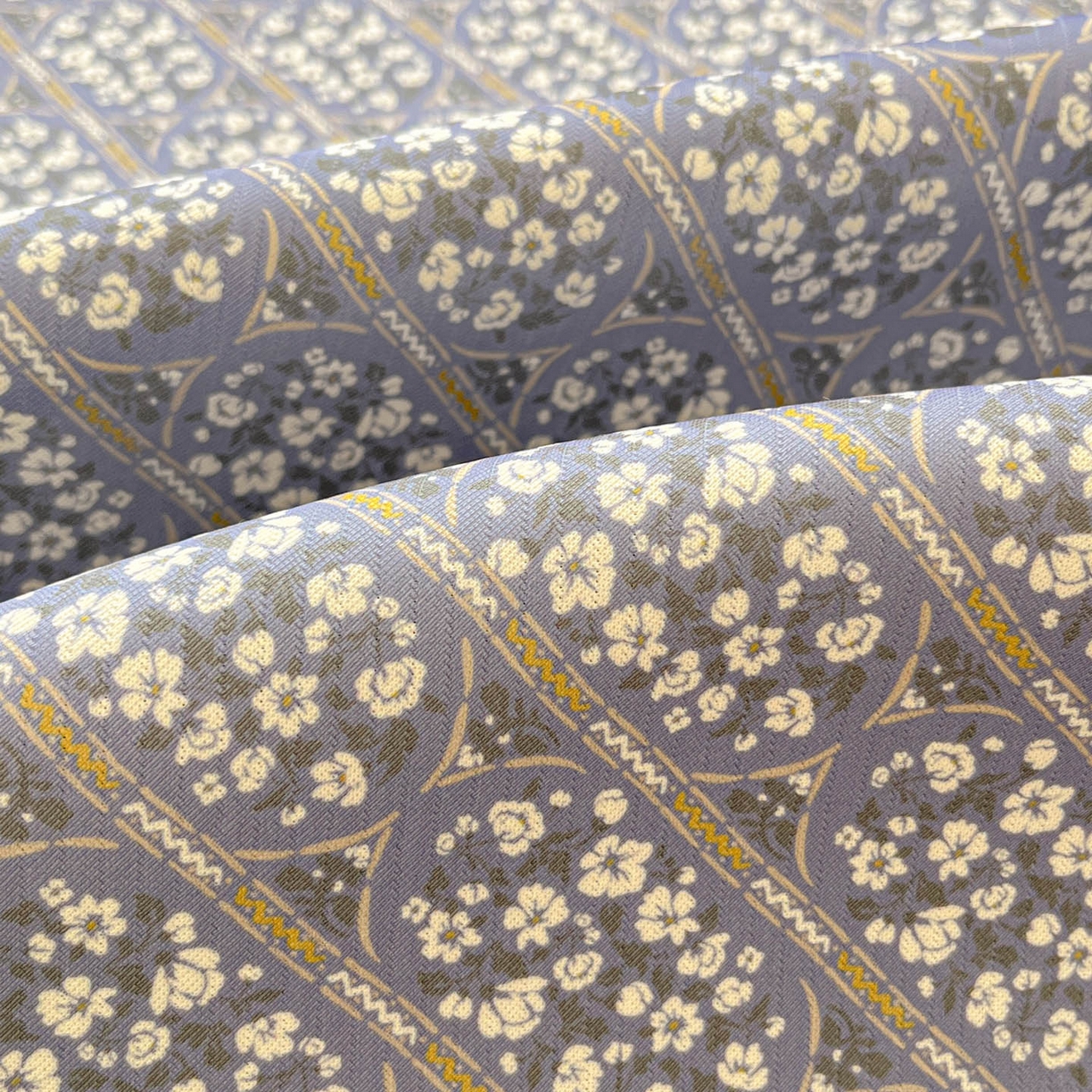 91家纺网 家纺一手货源 找家纺 川悦生活 2026新款雪纺冰丝床裙凉席三件套 床裙西斯花圃