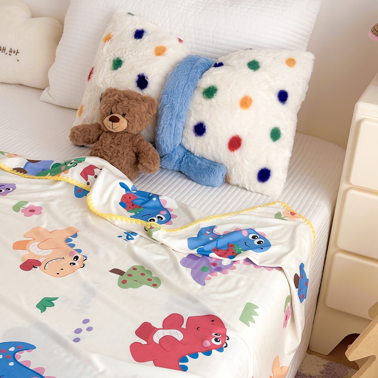 91家纺网 家纺一手货源 找家纺 嗨生活 2026新款贝壳边婴儿裸睡级凉感针织毯幼儿园夏被儿童夏被毯子盖毯午睡毯旅行毯夏凉 恐龙世界