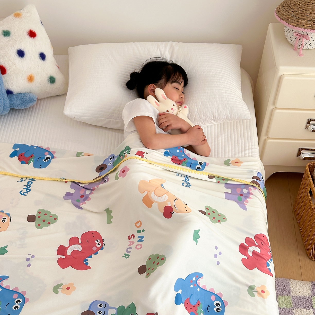 91家纺网 家纺一手货源 找家纺 嗨生活 2026新款贝壳边婴儿裸睡级凉感针织毯幼儿园夏被儿童夏被毯子盖毯午睡毯旅行毯夏凉 恐龙世界