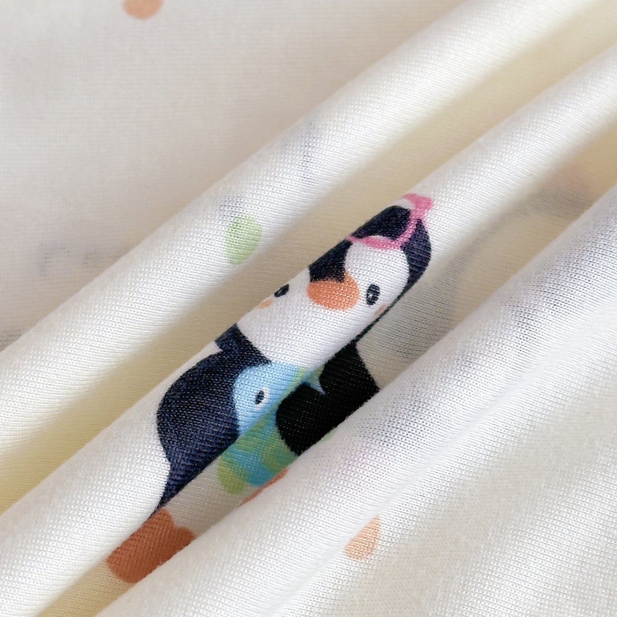 91家纺网 家纺一手货源 找家纺 嗨生活 2026新款贝壳边婴儿裸睡级凉感针织毯幼儿园夏被儿童夏被毯子盖毯午睡毯旅行毯夏凉 奇趣企鹅