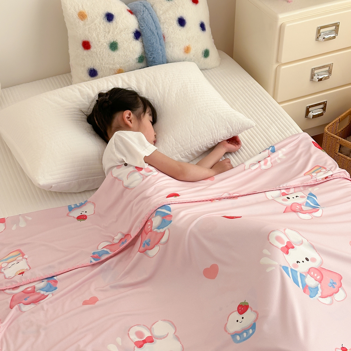 91家纺网 家纺一手货源 找家纺 嗨生活 2026新款贝壳边婴儿裸睡级凉感针织毯幼儿园夏被儿童夏被毯子盖毯午睡毯旅行毯夏凉 萌萌小兔