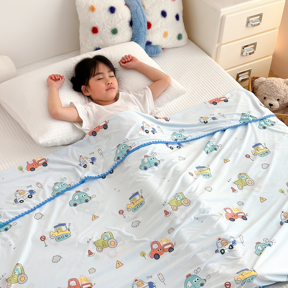 嗨生活 2026新款贝壳边婴儿裸睡级凉感针织毯幼儿园夏被儿童夏被毯子盖毯午睡毯旅行毯夏凉 飞驰汽车