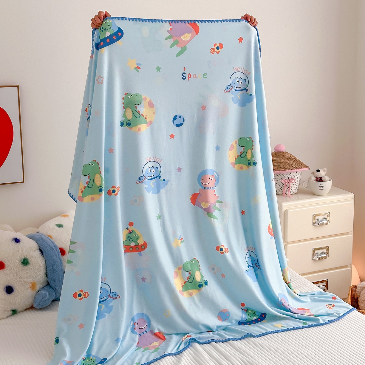 91家纺网 家纺一手货源 找家纺 嗨生活 2026新款贝壳边婴儿裸睡级凉感针织毯幼儿园夏被儿童夏被毯子盖毯午睡毯旅行毯夏凉 快乐恐龙