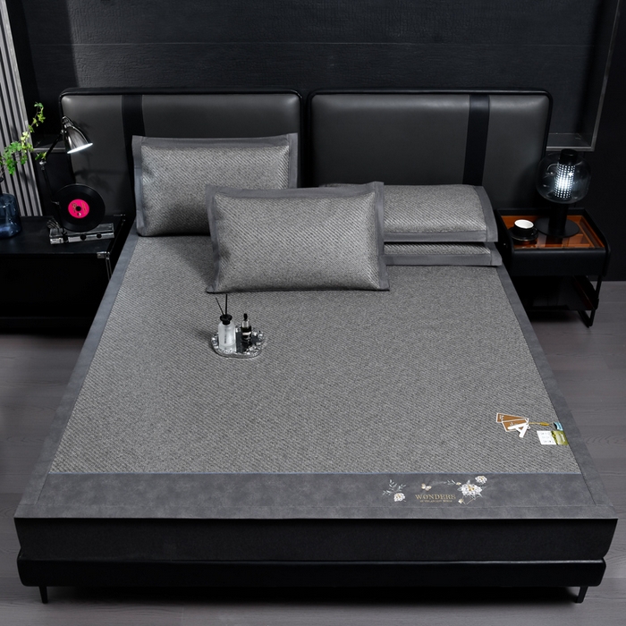 91家纺网 家纺一手货源 找家纺 小牛席业 2026新款PE冷感霸王藤系列（绣球花开刺绣款）凉席藤席冰藤席冰丝席可机洗凉感冰丝席豆豆席PE霸王藤 灰色