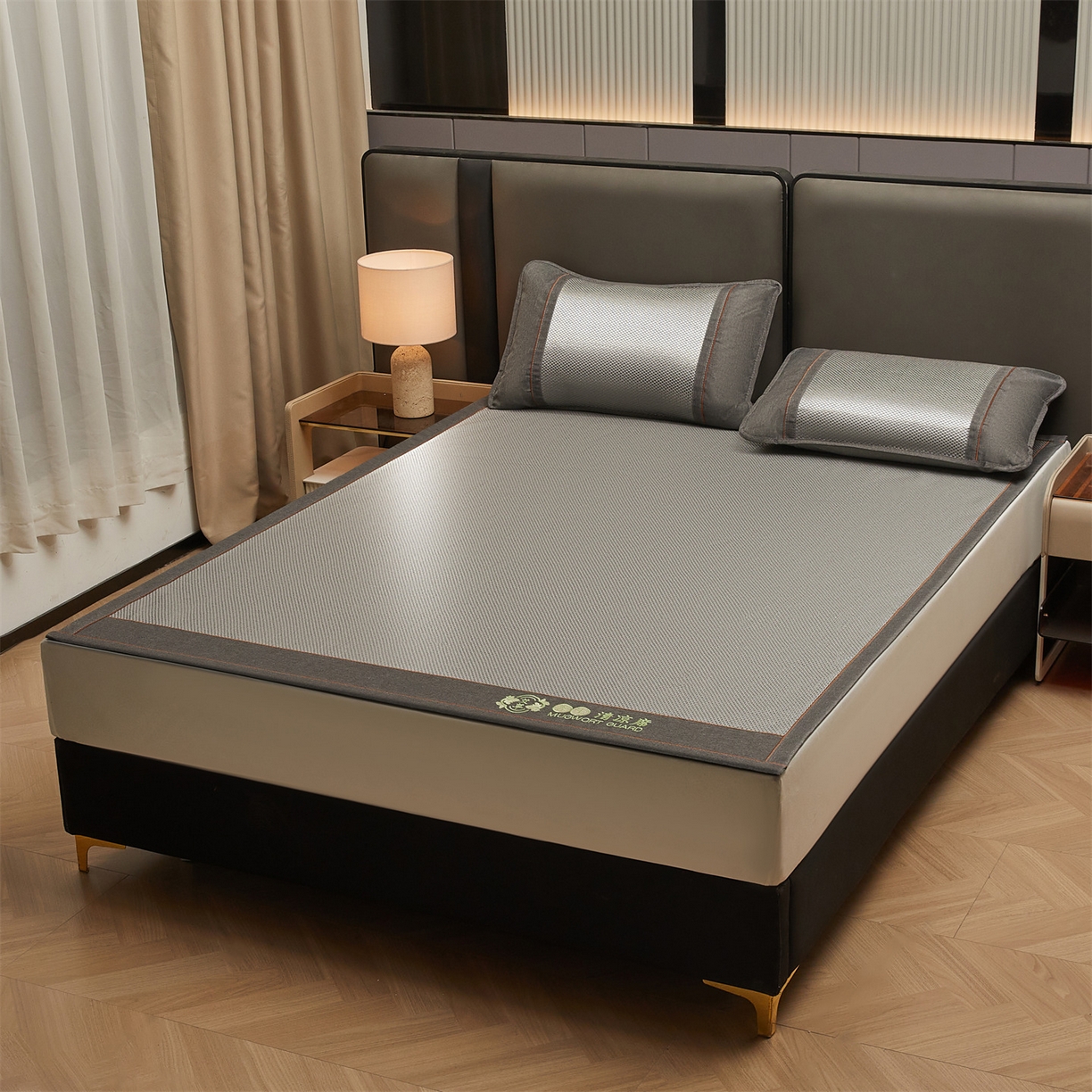 91家纺网 家纺一手货源 找家纺 绒艺席业 2026新款A类双面冰藤艾草凉席 冰藤抑菌灰