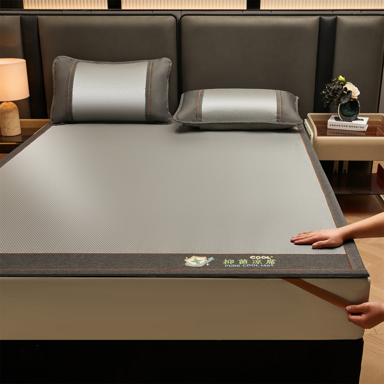 91家纺网 家纺一手货源 找家纺 绒艺席业 2026新款A类双面冰藤抑菌凉席 冰藤艾草灰