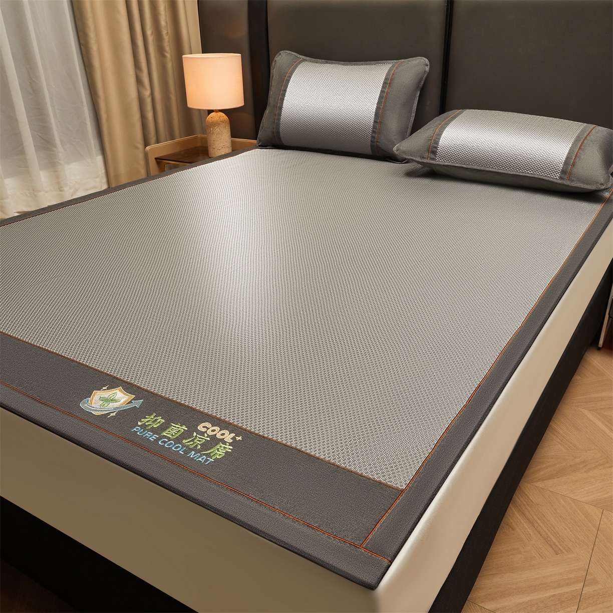 91家纺网 家纺一手货源 找家纺 绒艺席业 2026新款A类双面冰藤抑菌凉席 冰藤艾草灰