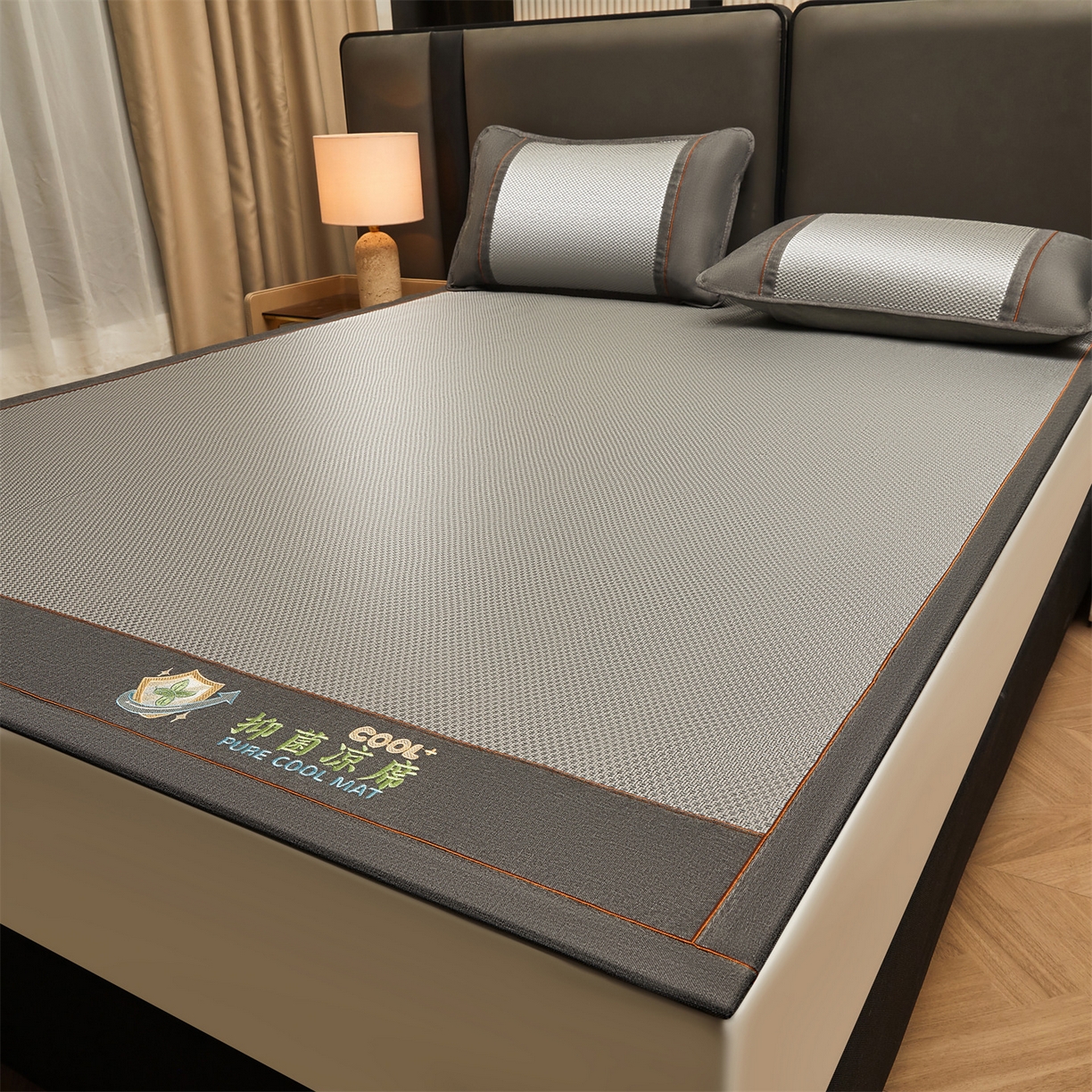 91家纺网 家纺一手货源 找家纺 绒艺席业 2026新款A类双面冰藤抑菌凉席 冰藤艾草灰