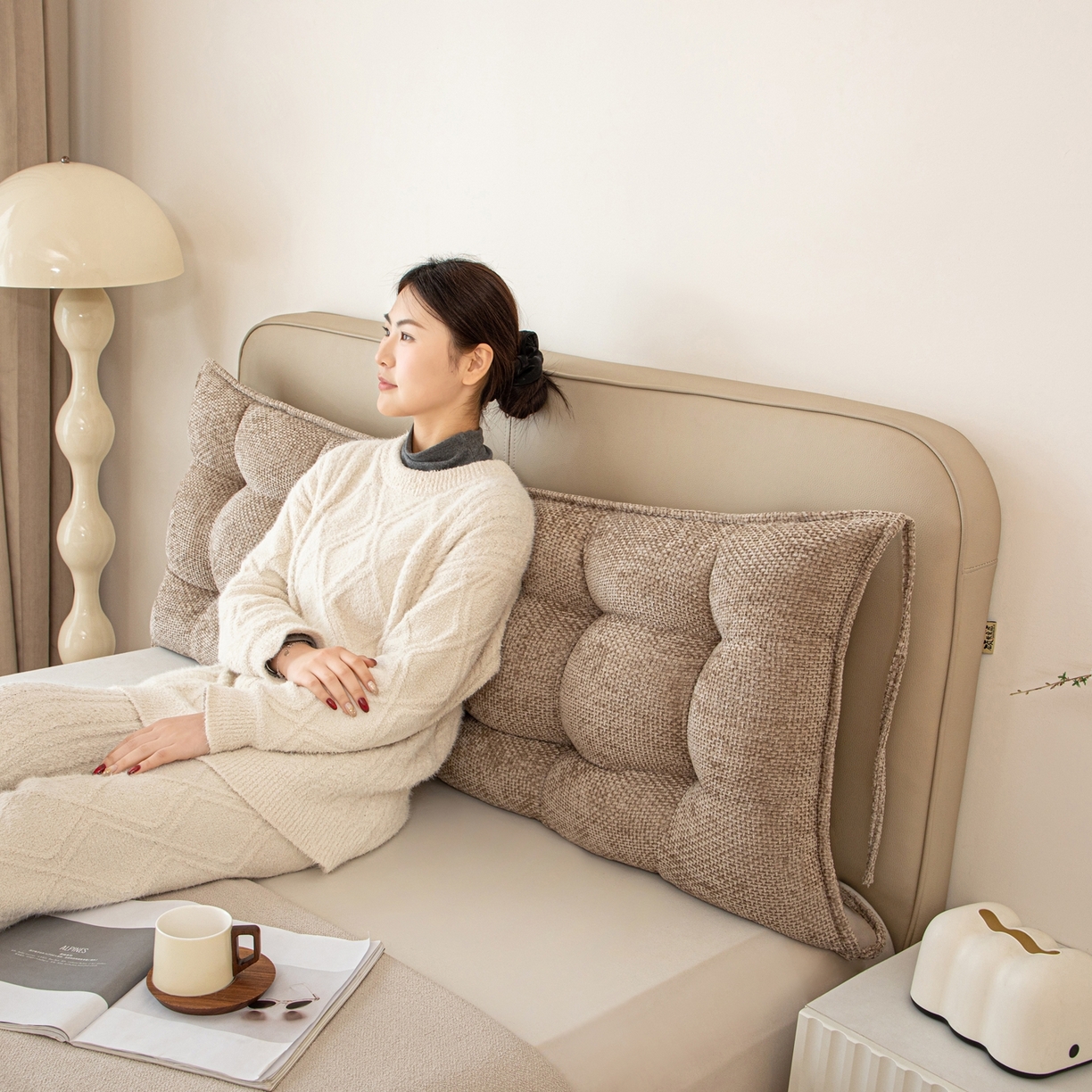 91家纺网 家纺一手货源 找家纺 沐沐家纺 2026新款星弦裙边款沙发套 浅卡其