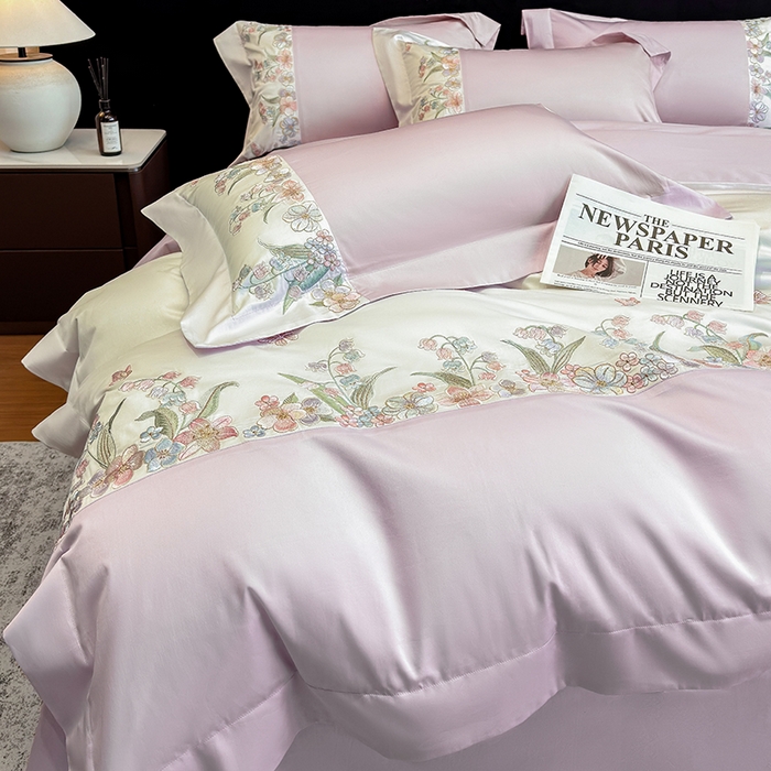 91家纺网 家纺一手货源 找家纺 星蕴家纺 2026新款50贡缎长绒棉纯棉绣花四件套-花瑾 花瑾-梦幻紫