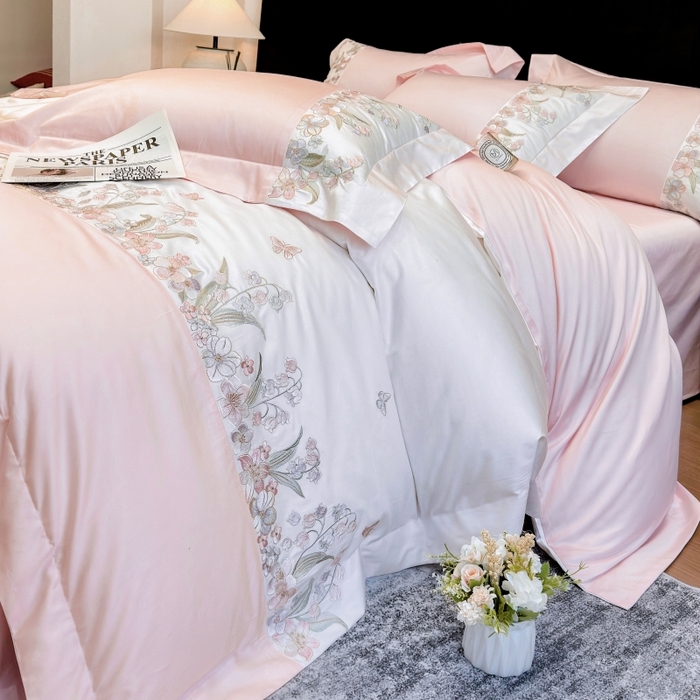 91家纺网 家纺一手货源 找家纺 星蕴家纺 2026新款50贡缎长绒棉纯棉绣花四件套-花瑾 花瑾-邂逅粉
