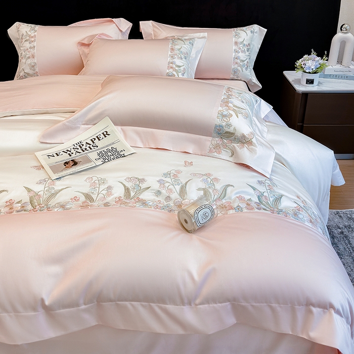 91家纺网 家纺一手货源 找家纺 星蕴家纺 2026新款50贡缎长绒棉纯棉绣花四件套-花瑾 花瑾-邂逅粉