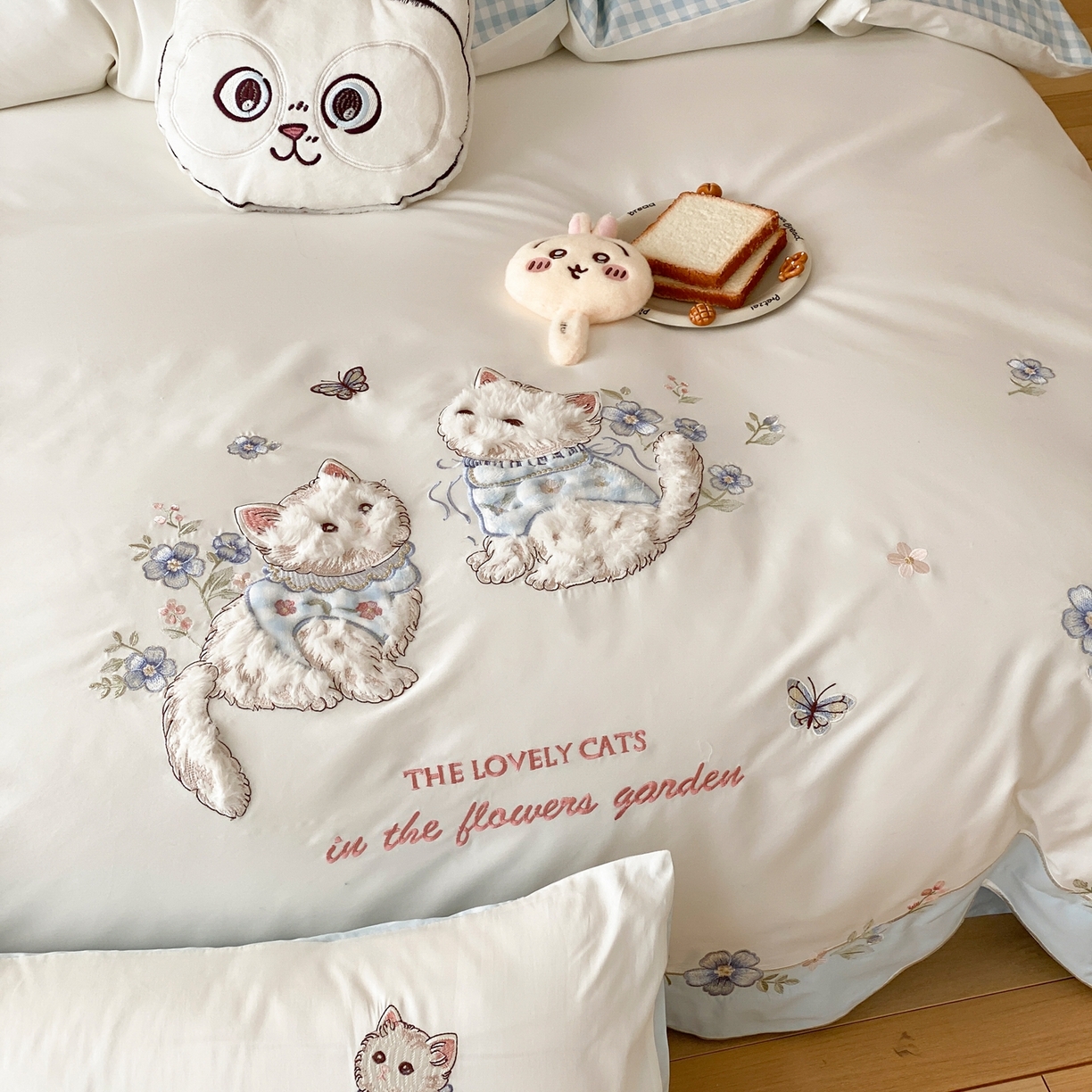 91家纺网 家纺一手货源 找家纺 星野 2026春夏新款100s双股澳棉纯棉刺绣四件套-第二波 花间喵语