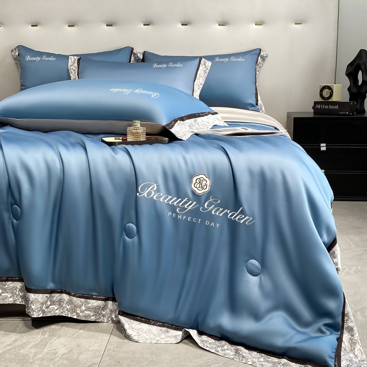 91家纺网 家纺一手货源 找家纺 （总）云棉坊 2026新款水洗真丝冰丝夏被夏凉被空调被数码边刺绣款-琉光系列