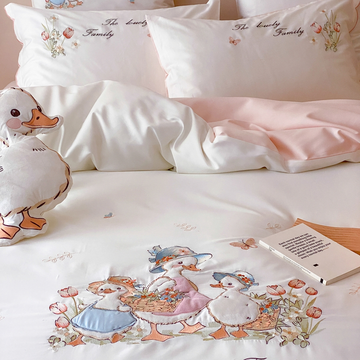 91家纺网 家纺一手货源 找家纺 星野 2026春夏新款100s双股澳棉纯棉刺绣四件套-第二波 小鸭田园