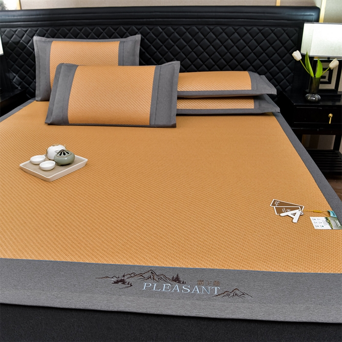 91家纺网 家纺一手货源 找家纺 小牛席业 2026新款PE冷感霸王藤系列（雪山刺绣款）凉席藤席冰藤席冰丝席草席竹席乳胶席凉感豆豆席 黄色