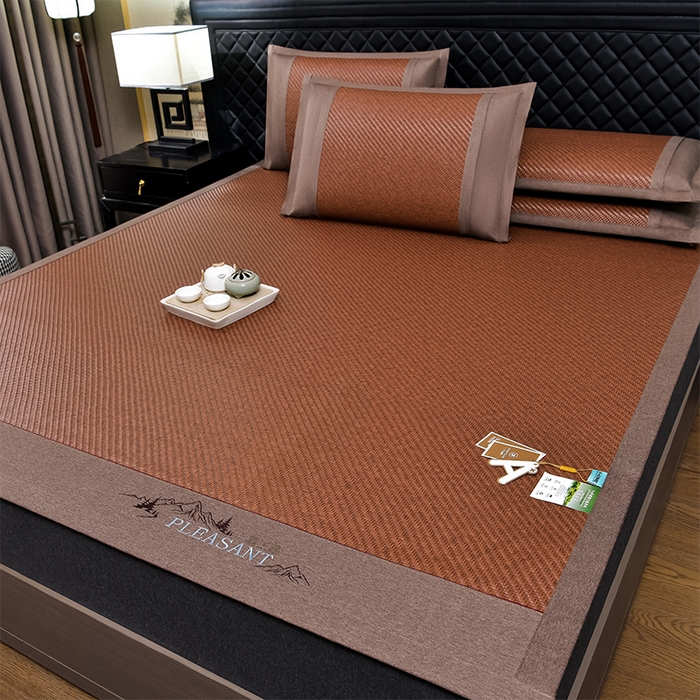 91家纺网 家纺一手货源 找家纺 小牛席业 2026新款PE冷感霸王藤系列（雪山刺绣款）凉席藤席冰藤席冰丝席草席竹席乳胶席凉感豆豆席 红棕