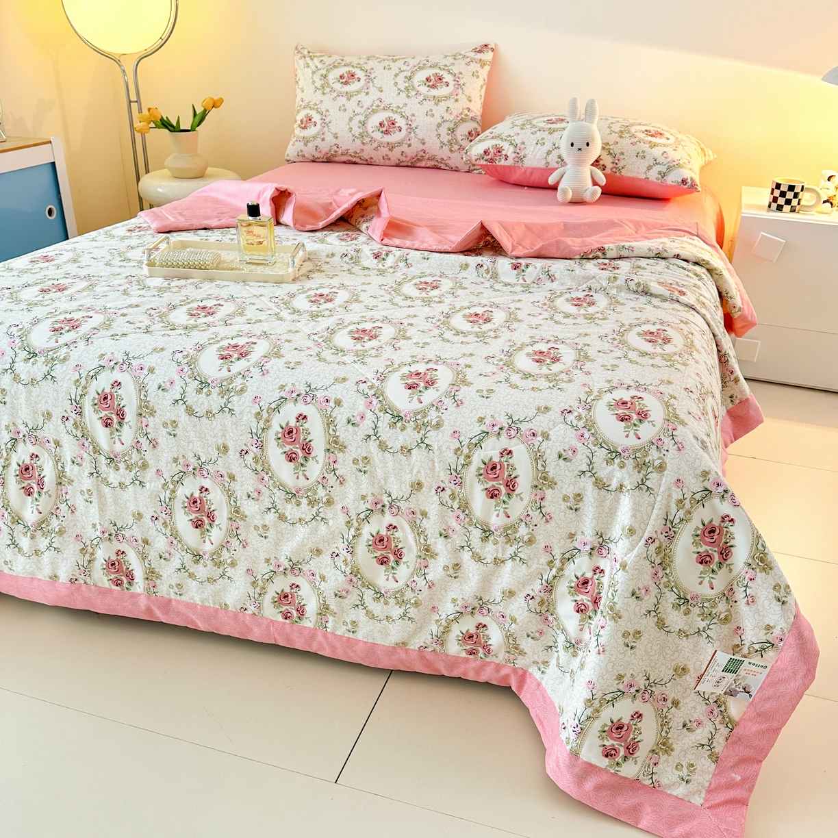 91家纺网 家纺一手货源 找家纺 首选家纺 2026春夏新款100%全棉纯棉棉花夏被夏凉被空调被 艾维斯