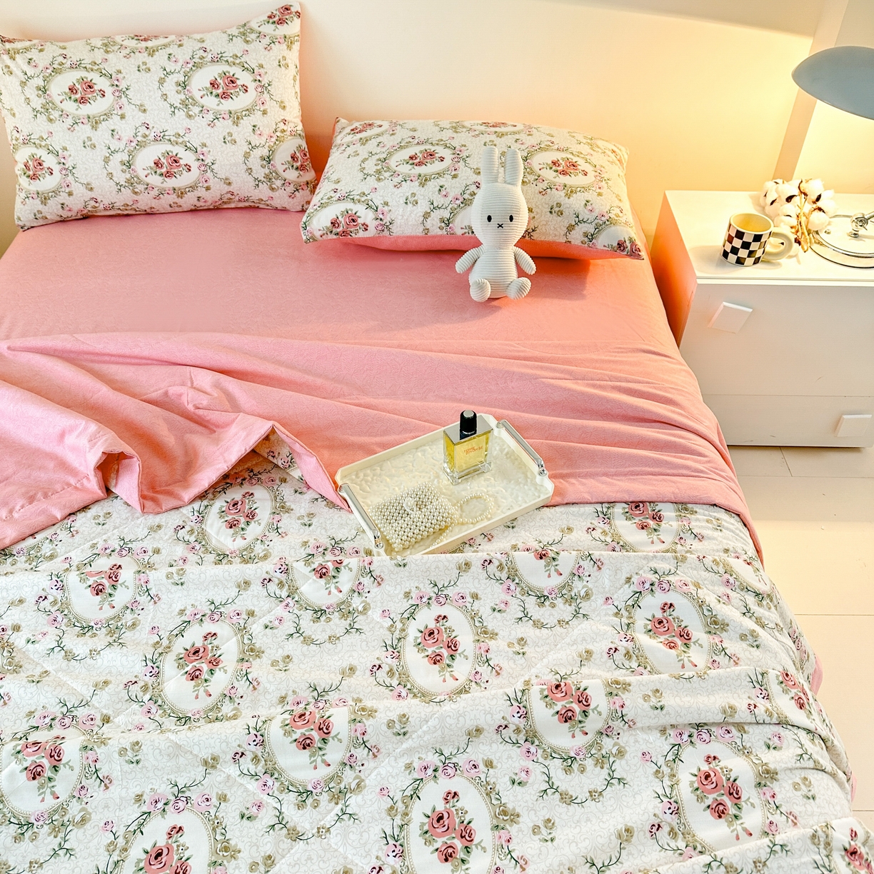 91家纺网 家纺一手货源 找家纺 首选家纺 2026春夏新款100%全棉纯棉棉花夏被夏凉被空调被 艾维斯