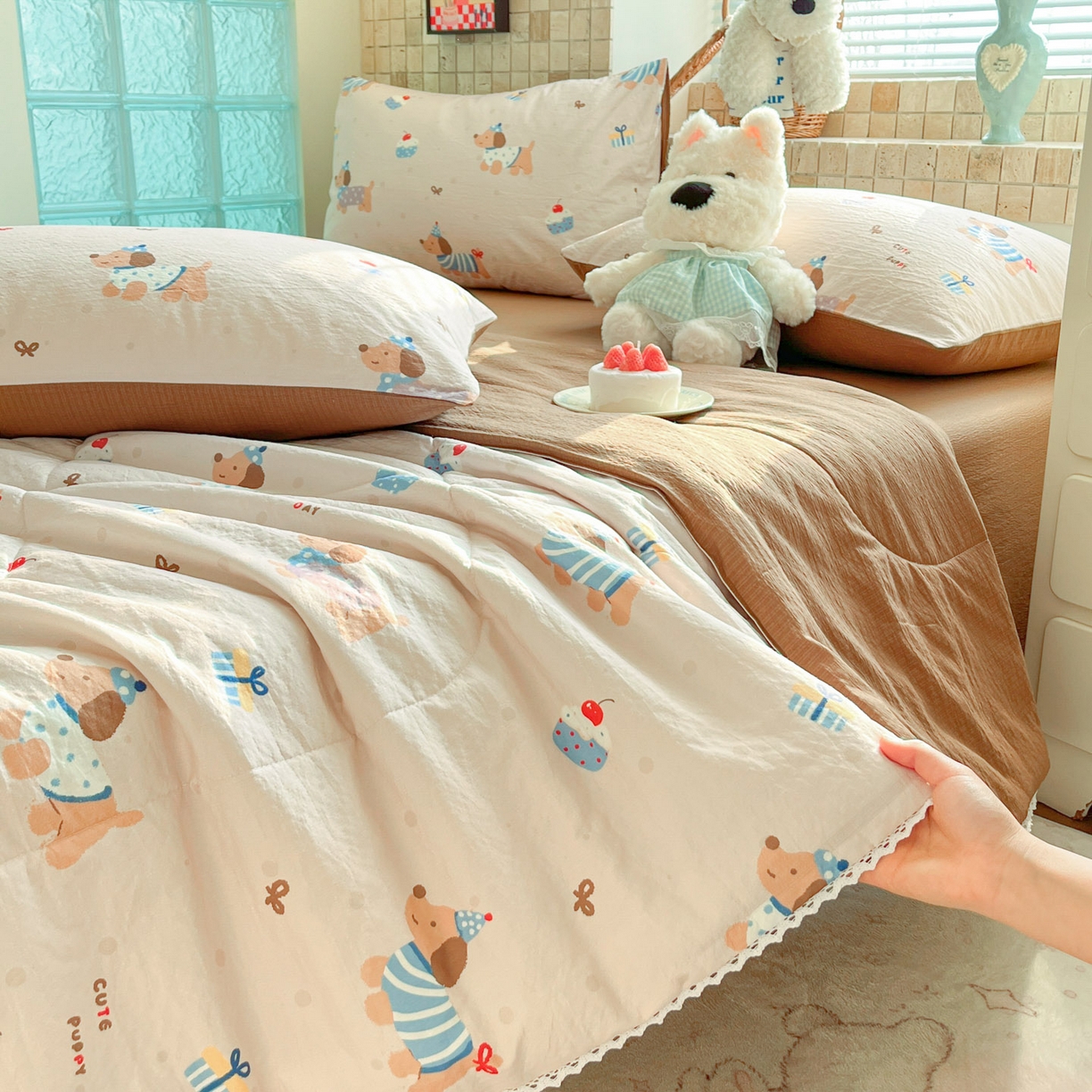 91家纺网 家纺一手货源 找家纺 川悦生活 2026新款双层纱木棉夏被四件套 可乐腊肠