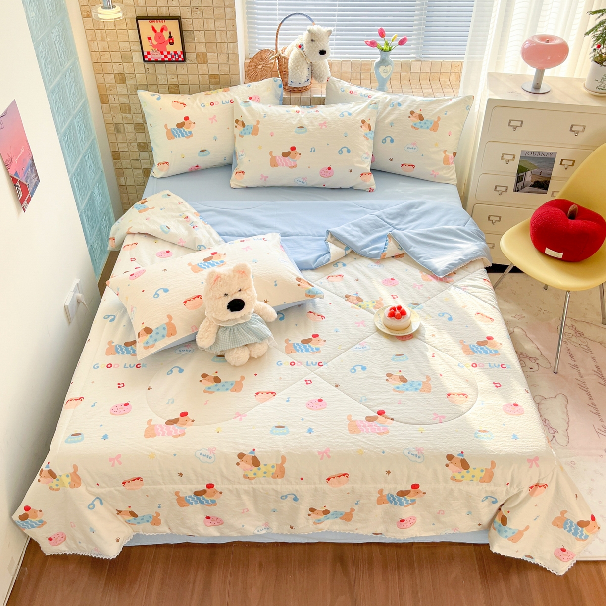 91家纺网 家纺一手货源 找家纺 川悦生活 2026新款双层纱木棉夏被四件套 腊肠庄园