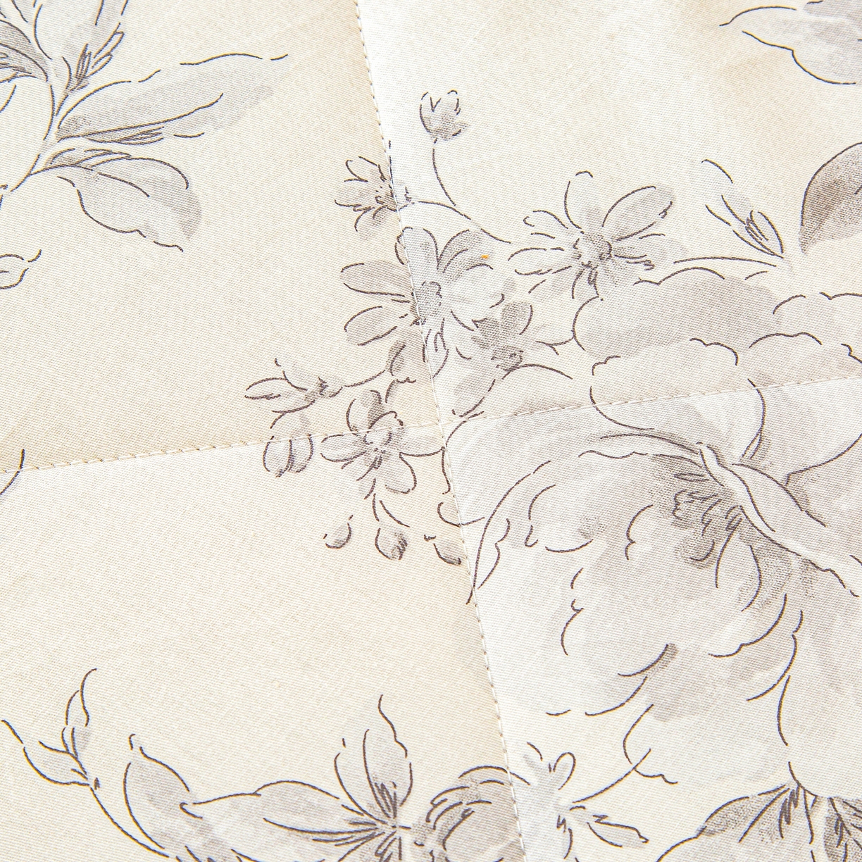 91家纺网 家纺一手货源 找家纺 美之润2026新款A类全棉印花夏被空调被夏凉被 蝶舞轻歌