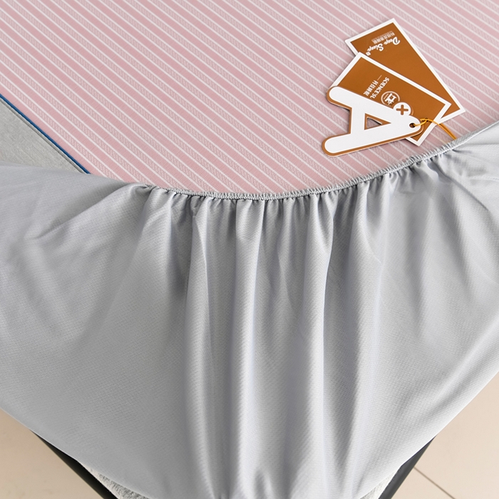 91家纺网 家纺一手货源 找家纺 小牛席业 2026新款经典条纹冰丝清凉席系列（床笠款）-绣球凉席藤席冰藤双面席冰丝席竹席凉席空调席草席三件套 粉色