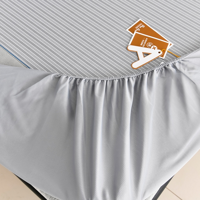 91家纺网 家纺一手货源 找家纺 小牛席业 2026新款经典条纹冰丝清凉席系列（床笠款）-绣球凉席藤席冰藤双面席冰丝席竹席凉席空调席草席三件套 灰色