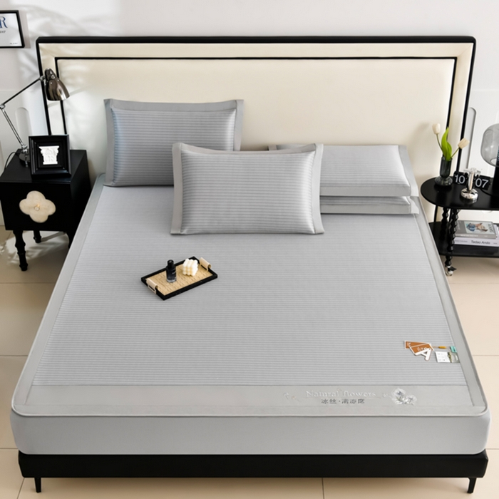 91家纺网 家纺一手货源 找家纺 小牛席业 2026新款经典条纹冰丝清凉席系列（床笠款）-绣球凉席藤席冰藤双面席冰丝席竹席凉席空调席草席三件套 灰色