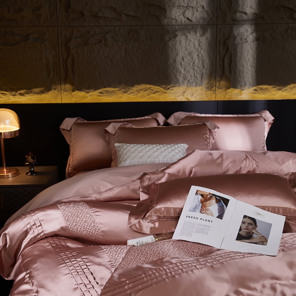 91家纺网 家纺一手货源 找家纺 （总）edra 2026新款真丝天丝轻奢床盖款四件套-凯瑟琳