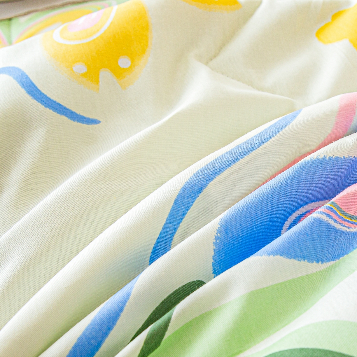 91家纺网 家纺一手货源 找家纺 美之润2026新款A类全棉印花夏被空调被夏凉被 花海