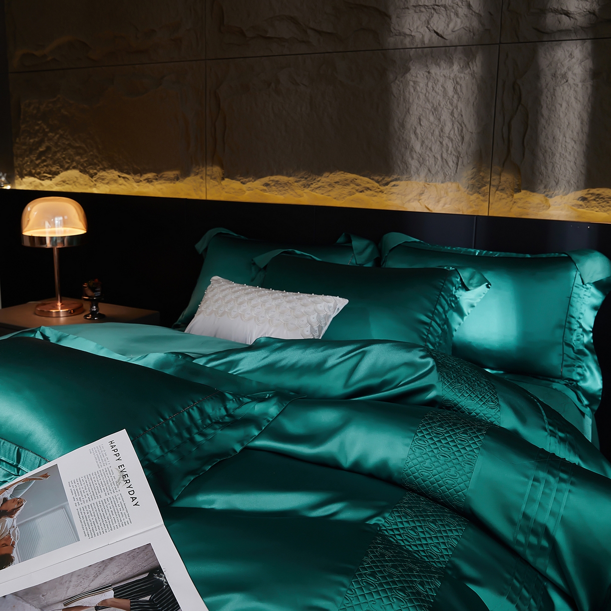 91家纺网 家纺一手货源 找家纺 edra 2026新款真丝天丝轻奢床盖款四件套-凯瑟琳 凯瑟琳绿色