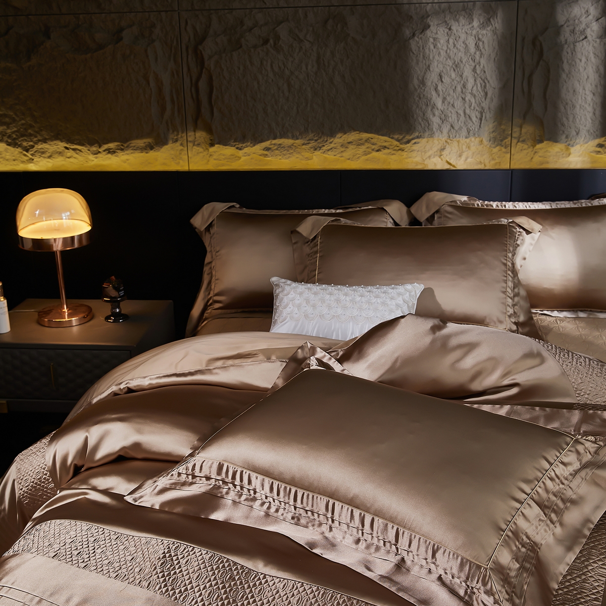 91家纺网 家纺一手货源 找家纺 edra 2026新款真丝天丝轻奢床盖款四件套-凯瑟琳 凯瑟琳棕色