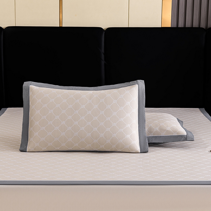 91家纺网 家纺一手货源 找家纺 小牛席业 2026新款轻奢风小玫瑰凉感冰丝席系列凉席藤席冰丝席冰丝席凉感席乳胶席凉感豆豆席 香槟