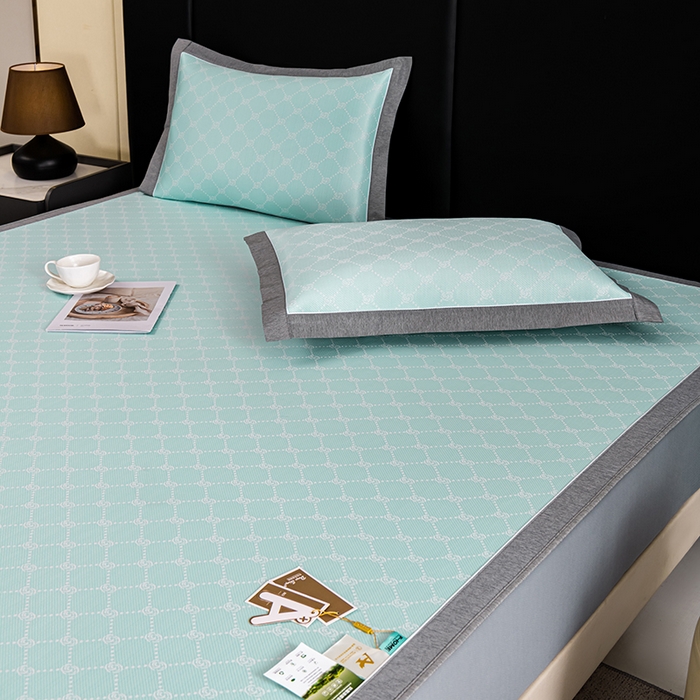 91家纺网 家纺一手货源 找家纺 小牛席业 2026新款轻奢风提花凉感冰丝席系列（床笠款）小玫瑰凉席藤席冰藤双面席冰丝席竹席凉席空调席草席三件套 湖蓝