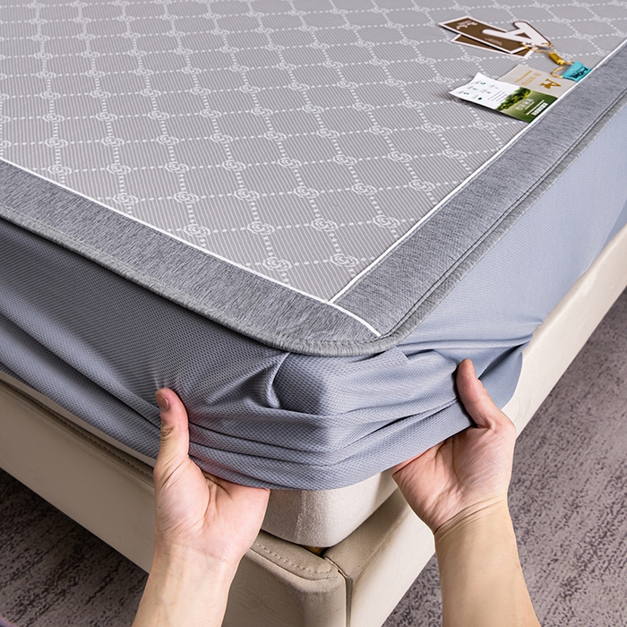 91家纺网 家纺一手货源 找家纺 小牛席业 2026新款轻奢风提花凉感冰丝席系列（床笠款）小玫瑰凉席藤席冰藤双面席冰丝席竹席凉席空调席草席三件套 灰色