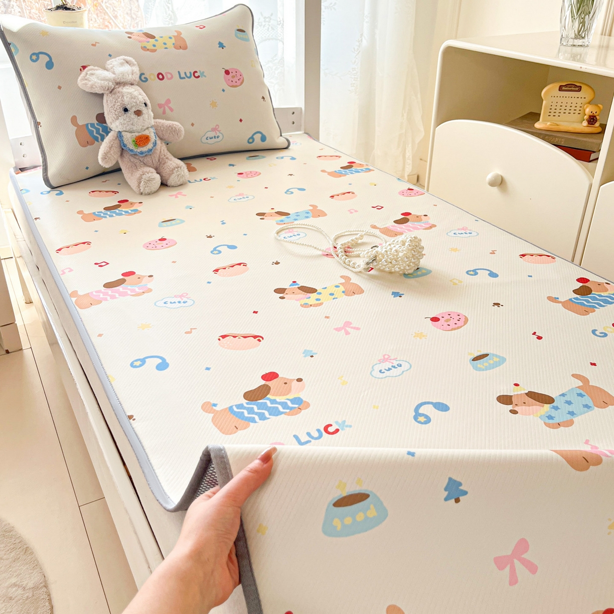 91家纺网 家纺一手货源 找家纺 （总）川悦生活 2026新款凉感冰丝席小阪凉感冰丝数码印花席学生床