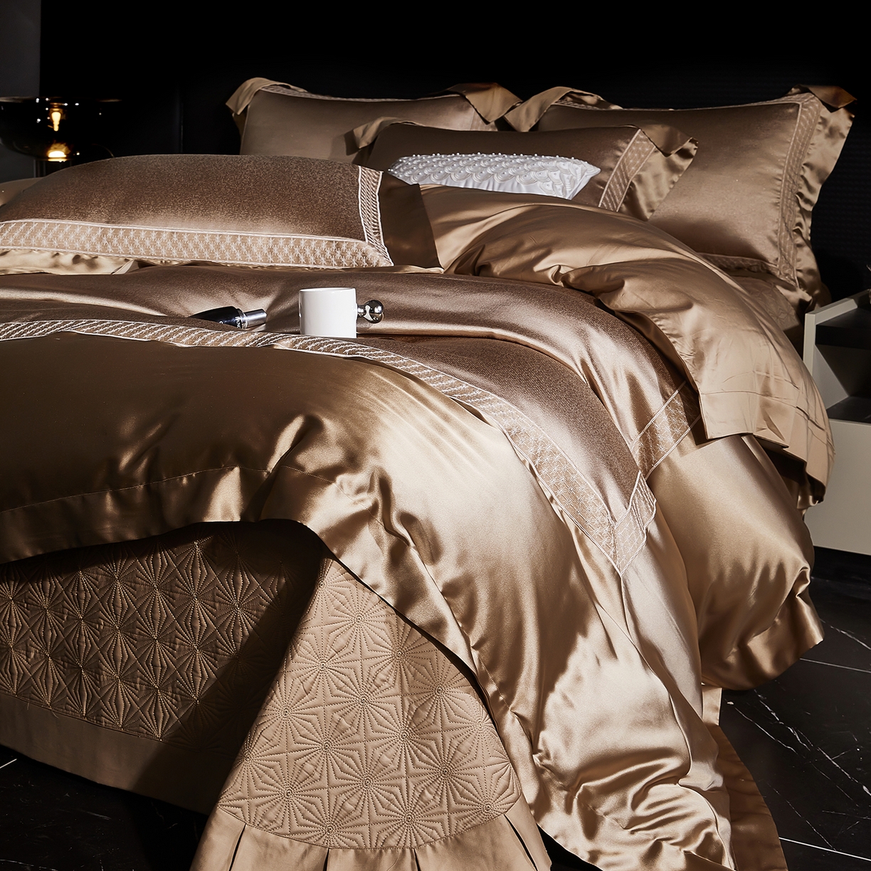 91家纺网 家纺一手货源 找家纺 edra 2026新款真丝天丝轻奢提花床盖款四件套-缇芙尼 缇芙尼棕色
