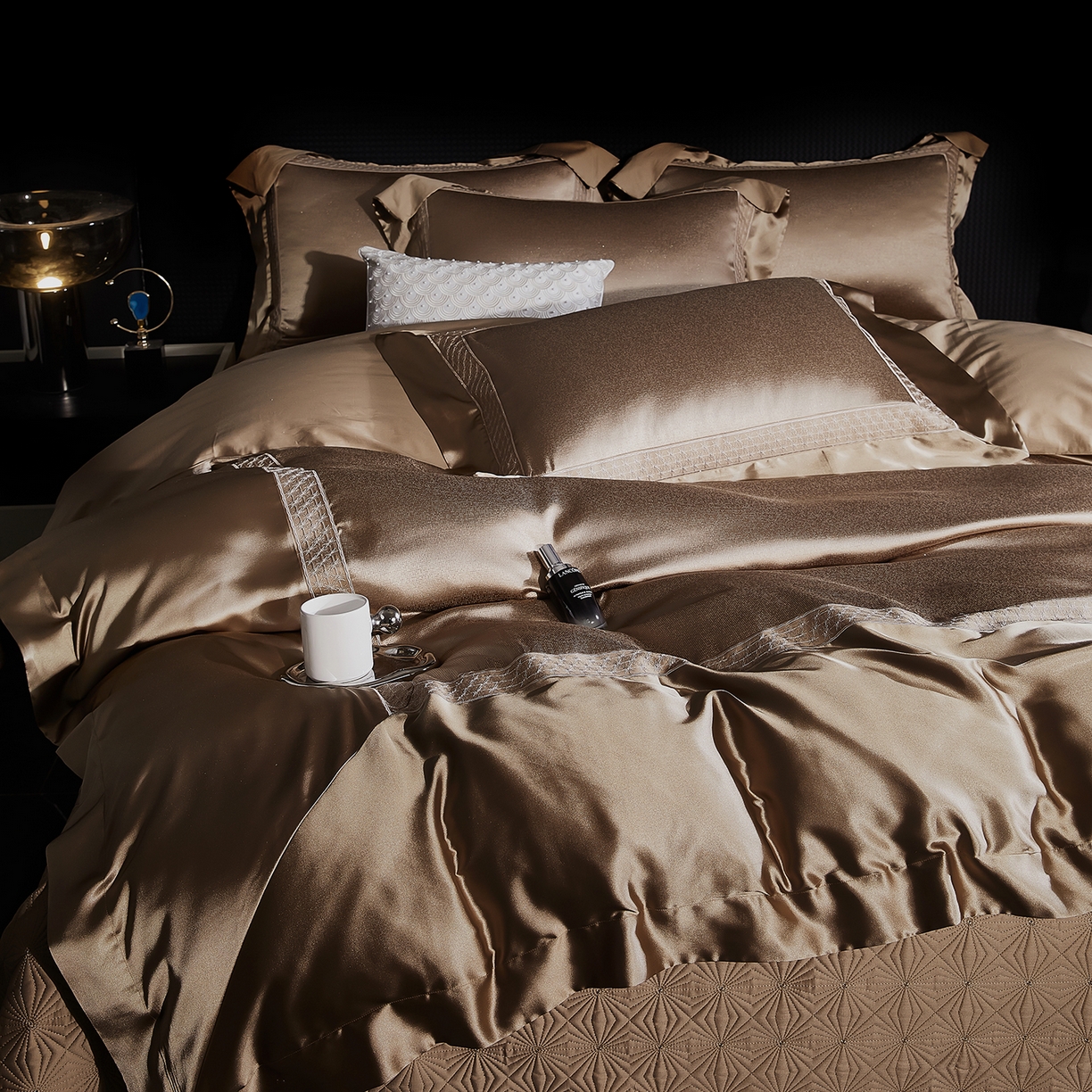 91家纺网 家纺一手货源 找家纺 edra 2026新款真丝天丝轻奢提花床盖款四件套-缇芙尼 缇芙尼棕色